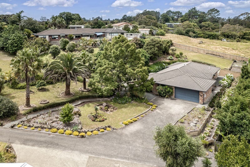 55A Lonely Track Road, Fairview Heights, Auckland - Carousel 2