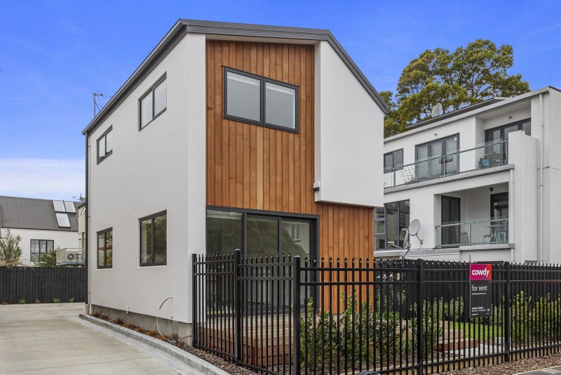 1/10 Exeter Street, Merivale, Christchurch - Carousel 2