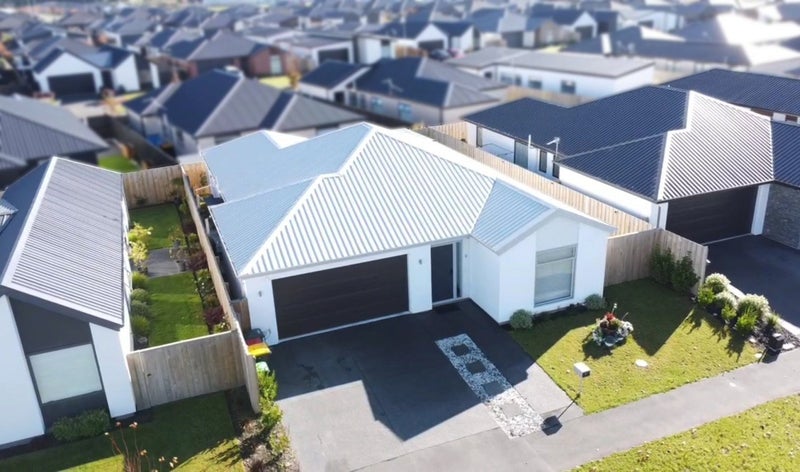 9 Arapawa Street, Belfast, Christchurch - Carousel 1