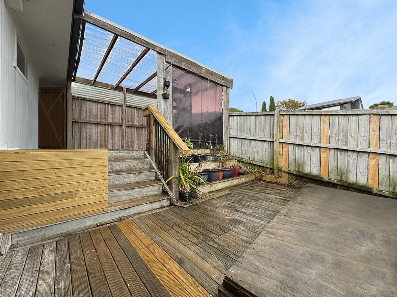 2/1 Broadview Place, Howick, Auckland - Carousel 9