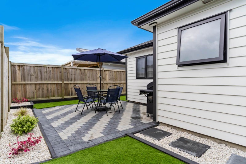 21 Survila Street, Takanini, Auckland - Carousel 2