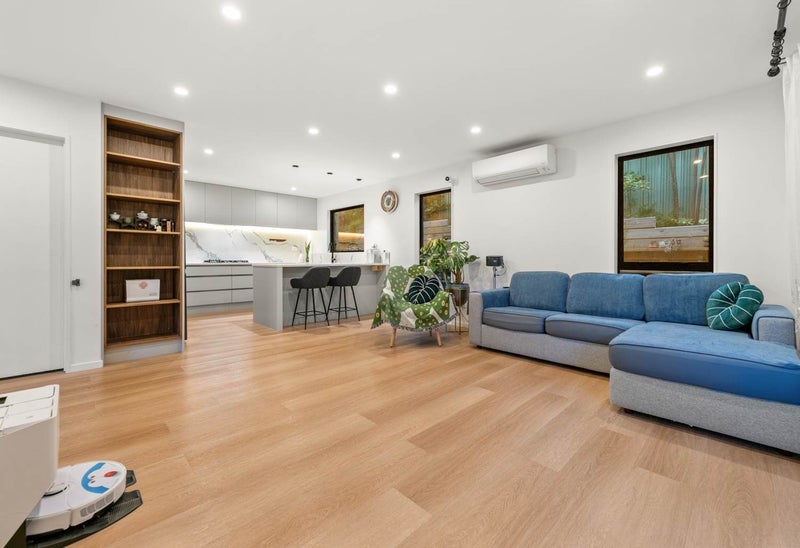 152B Luckens Road, West Harbour, Auckland - Carousel 2