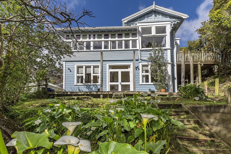 36 Sutherland Crescent, Melrose, Wellington - Carousel 2