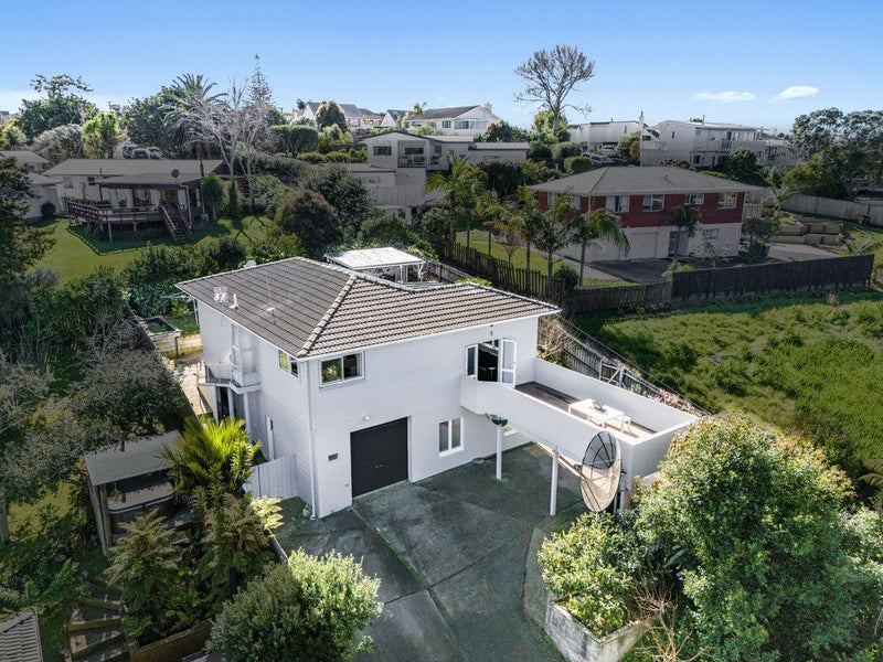 29 Glamorgan Drive, Torbay, Auckland - Carousel 1