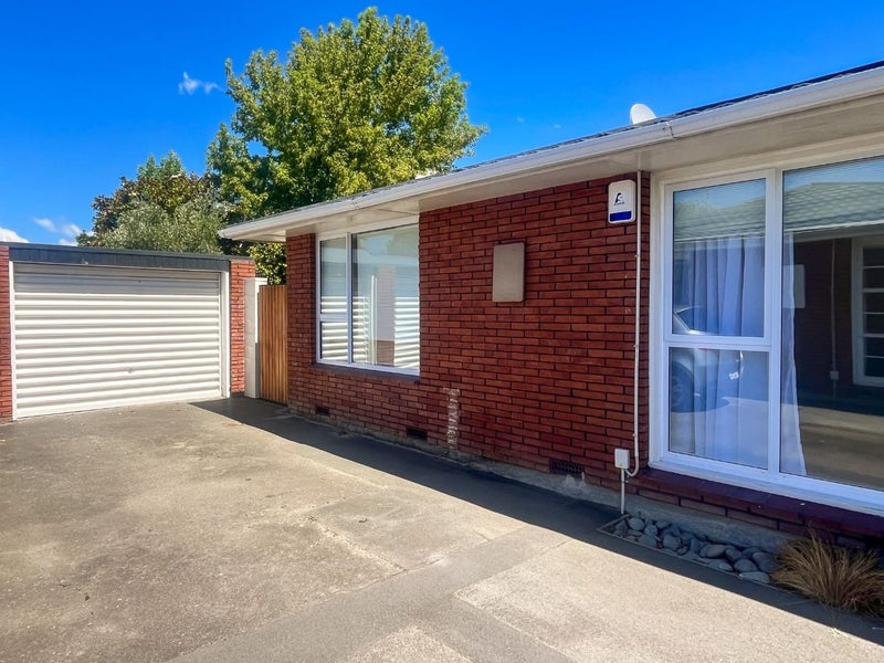 2/186 Blighs Road, Strowan, Christchurch - Carousel 1
