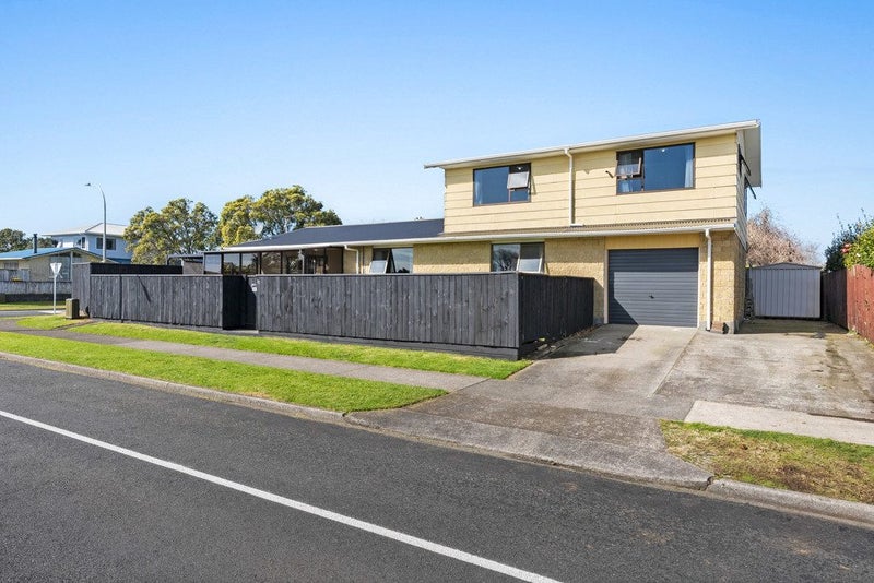 10 Dillon Drive, Bell Block, New Plymouth - Carousel 2