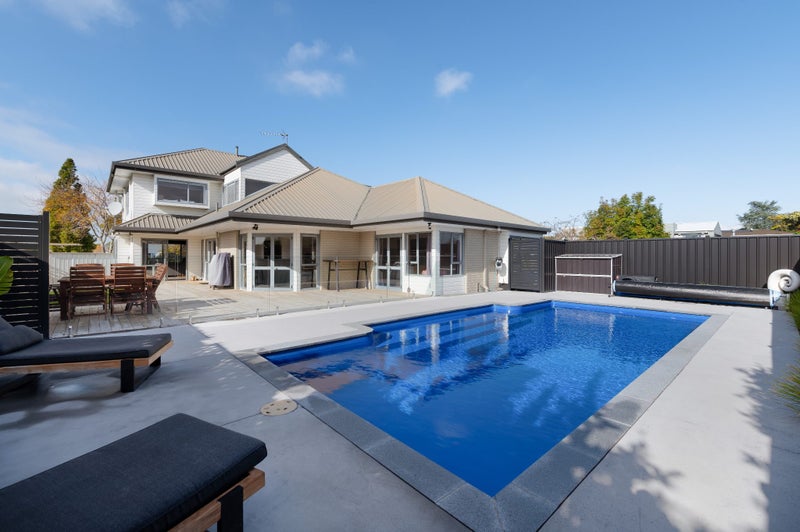 2 Dallinger Street, St Andrews, Hamilton - Carousel 1