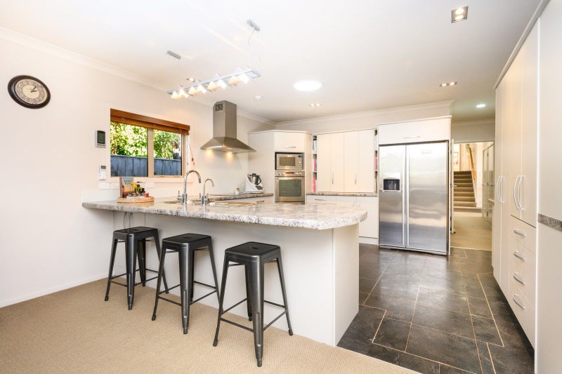 14 Churchill Avenue, Hokowhitu, Palmerston North - Carousel 2