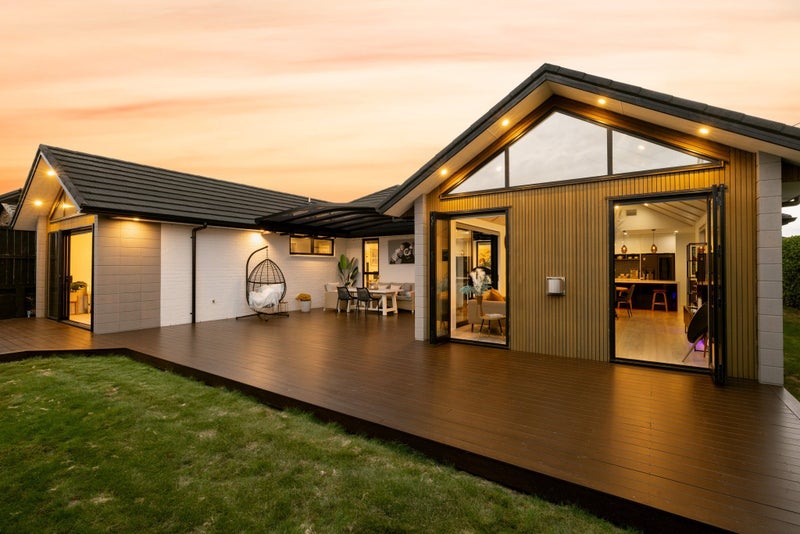 70 Magellan Rise, Flagstaff, Hamilton - Carousel 2