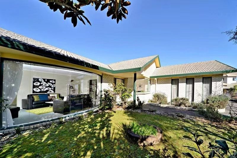 1/27 Bronte Place, Somerville, Auckland - Carousel 11