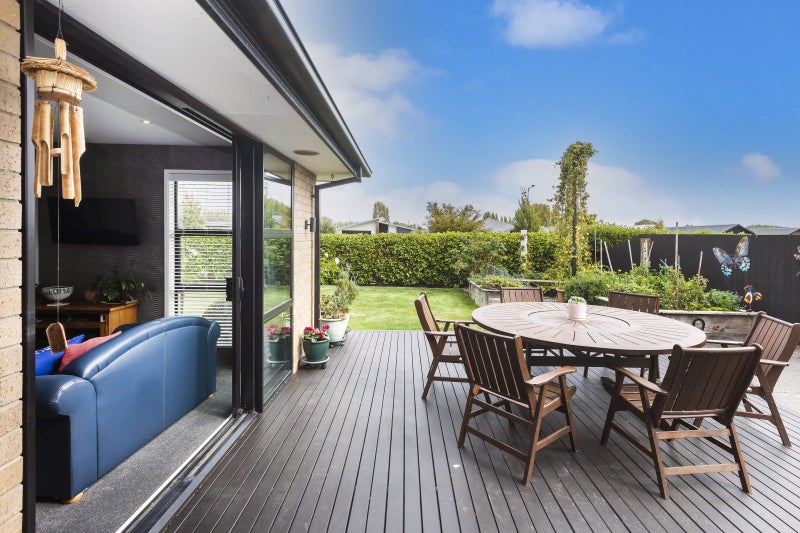 39 Te Whenu Crescent, Marshland, Christchurch - Carousel 2