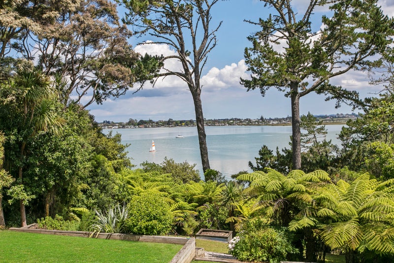 59 Chatham Avenue, Paremoremo, Auckland - Carousel 2