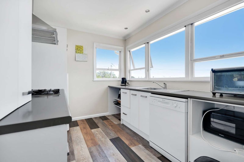 2/19 Koromiko Avenue, Stoke, Nelson - Carousel 2