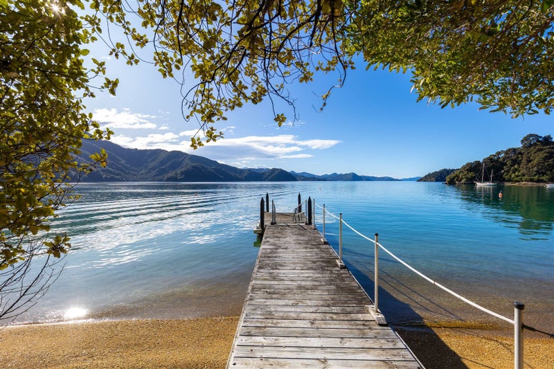 2071 Queen Charlotte Drive, NGAKUTA BAY, OKIWI BAY - Carousel 2