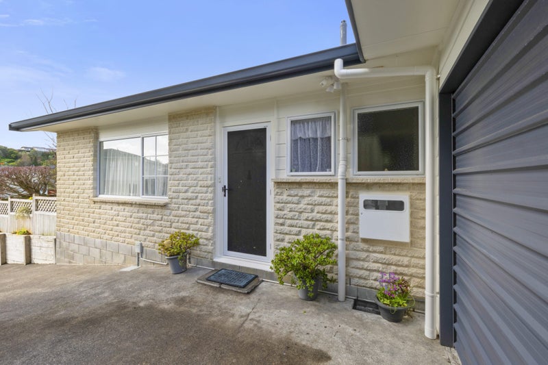 2/3 Salcombe Terrace, Welbourn, New Plymouth - Carousel 2