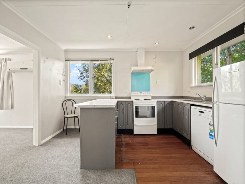 282 Kenmure Road, Kenmure, Dunedin - Carousel 2