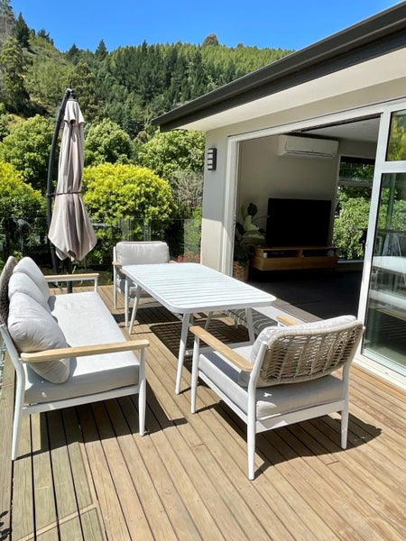 92 Bowenvale Avenue, Cashmere, Christchurch - Carousel 1