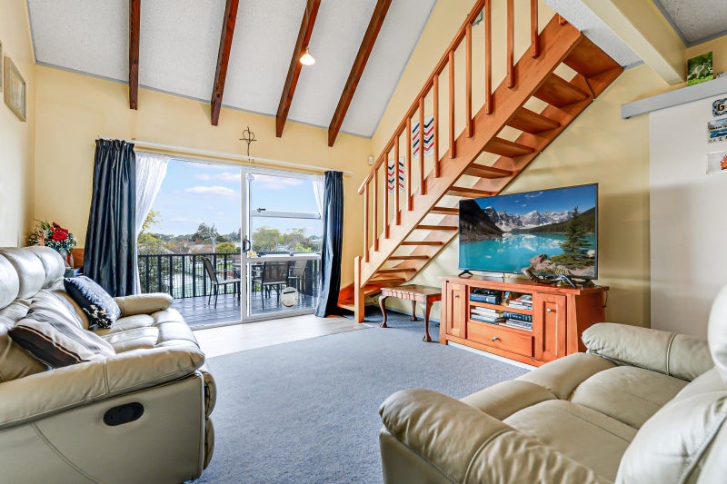 35B Livingstone Avenue, Nawton, Hamilton - Carousel 1