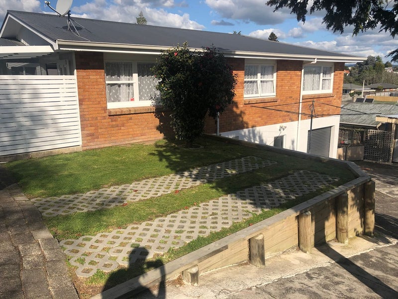 6A The Drive, Brookfield, Tauranga - Carousel 1