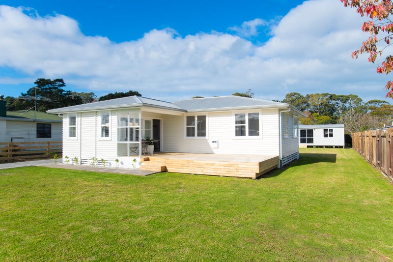 3 Ayton Street, Mangapapa, Gisborne - Carousel 1