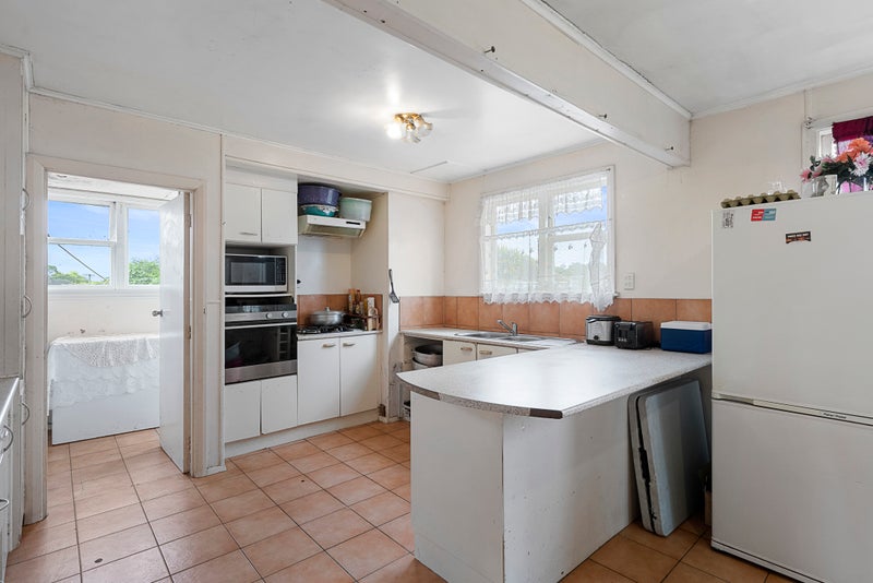 10 Ross Avenue, Otara, Auckland - Carousel 2