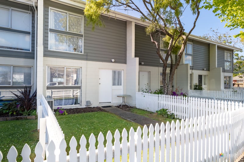 72 Whakatiki Street, Trentham, Upper Hutt - Carousel 2