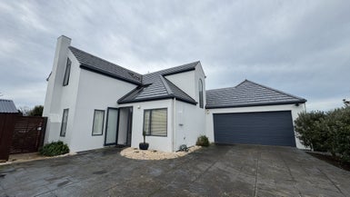 14 Evenwood Place, Waimairi Beach, Christchurch - Carousel 1