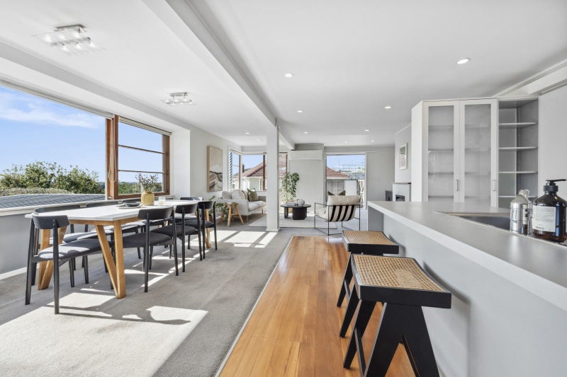 11 Churches Avenue, Mount Roskill, Auckland - Carousel 2