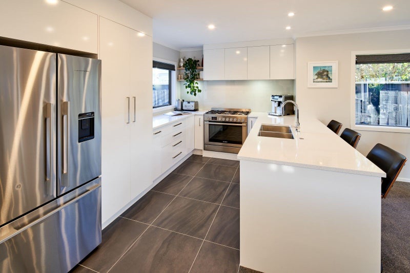 0 , Hutt Central - Carousel 2