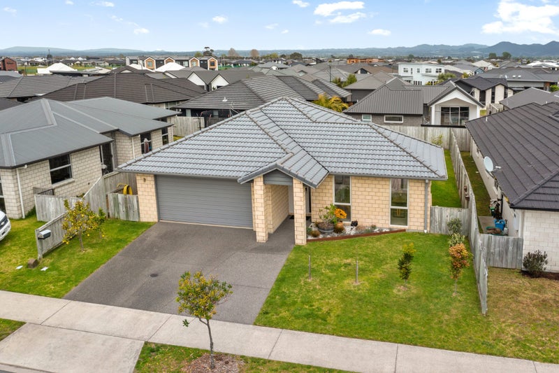 48 Harding Drive, Papamoa Beach, Papamoa - Carousel 1