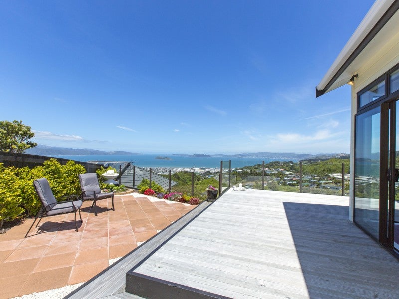 12 Lemonwood Grove, Maungaraki, Lower Hutt - Carousel 20