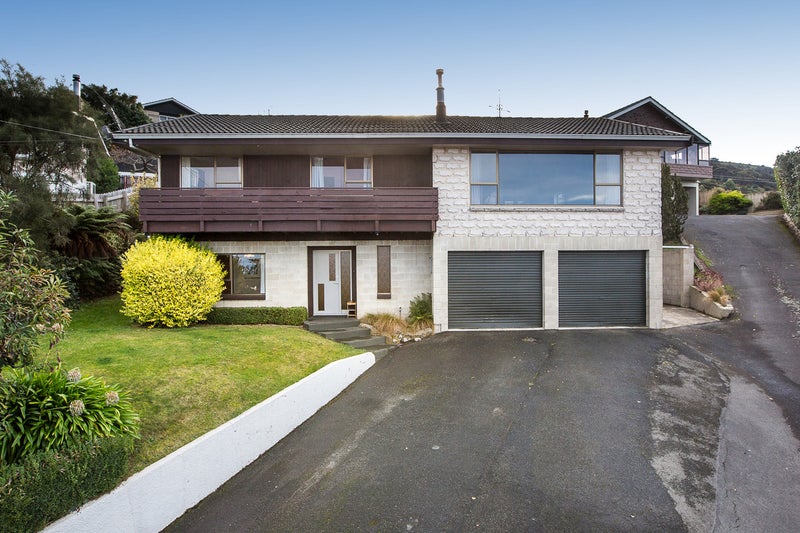 17 Strode Street, Halfway Bush, Dunedin - Carousel 1