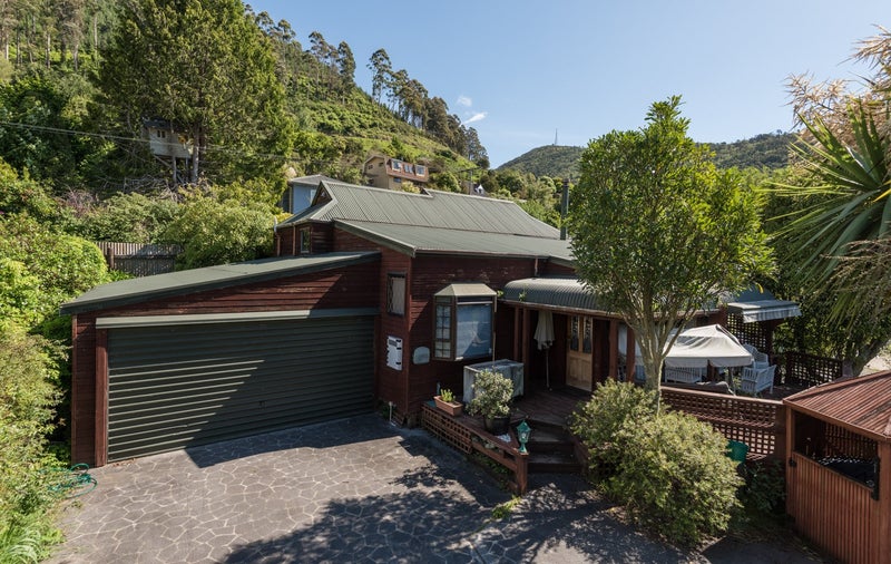 6 Brook Terrace, The Brook, Nelson - Carousel 19