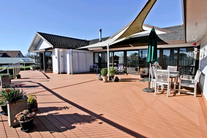 16 Centennial Road, Tahunanui, Nelson - Carousel 2