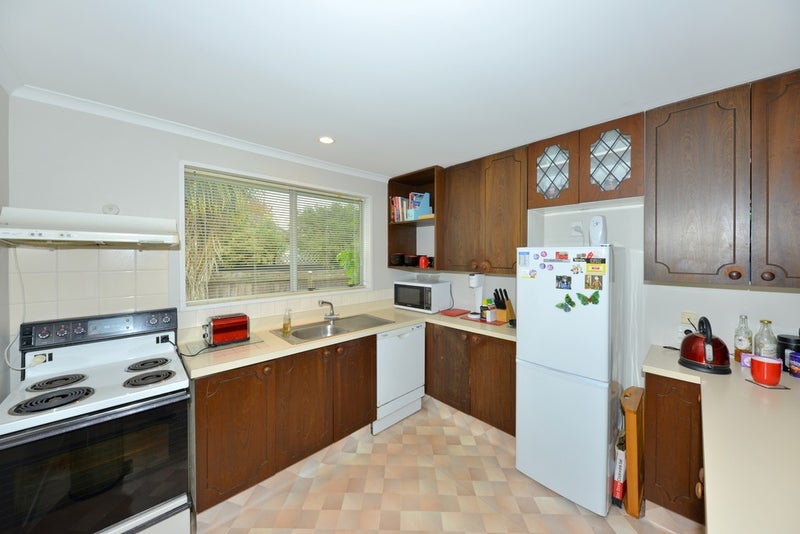 18 Te Maru Place, Redwood, Christchurch - Carousel 2