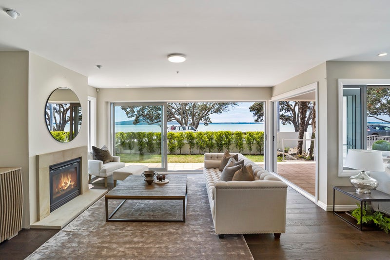 1/211 Tamaki Drive, Kohimarama, Auckland - Carousel 1