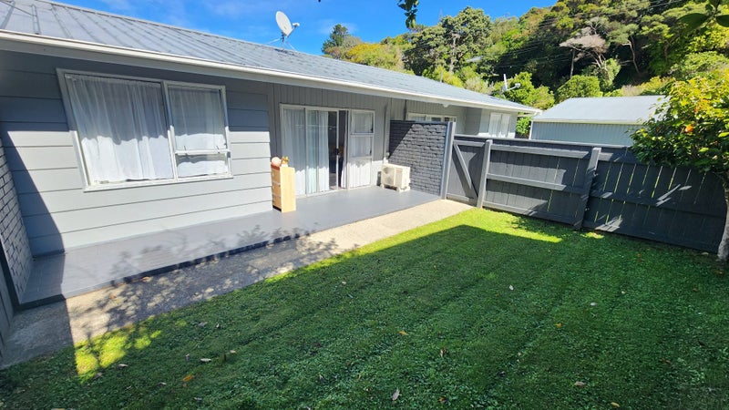 2/80 Airlie Road, Plimmerton, Porirua - Carousel 2