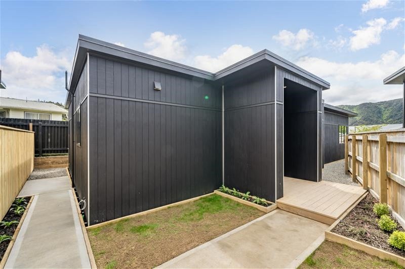 4 Hastings Grove, Wainuiomata, Lower Hutt - Carousel 2