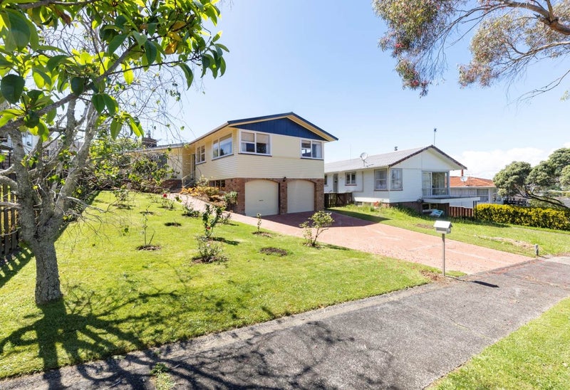 15 Pasteur Place, New Windsor, Auckland - Carousel 2