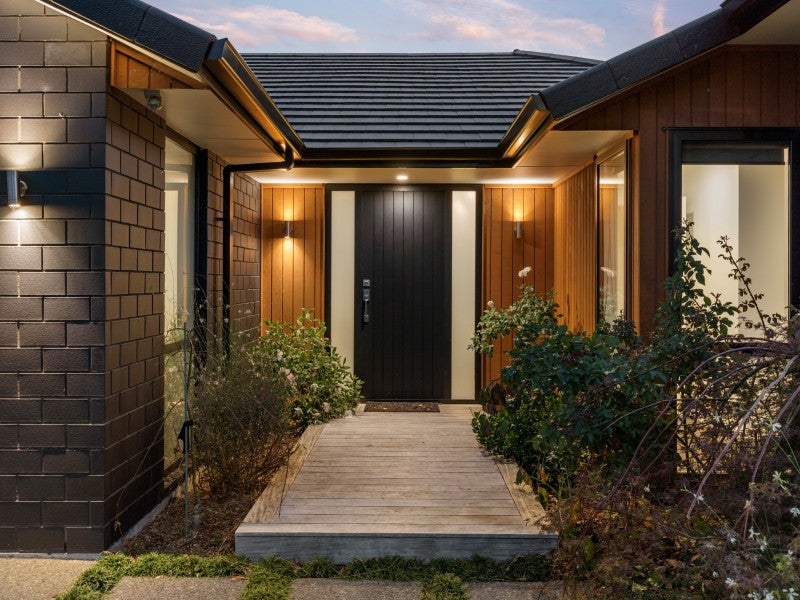 68 Pakanga Grove, Pyes Pa, Tauranga - Carousel 2