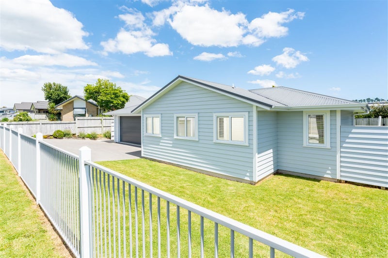 9 Madden Avenue, Kumeu - Carousel 19