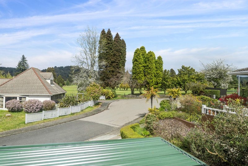 13 Gwendoline Street, Glenholme, Rotorua - Carousel 2