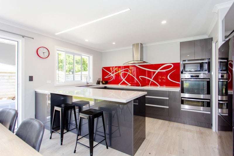 1 Turere Place, Otamatea, Whanganui - Carousel 2