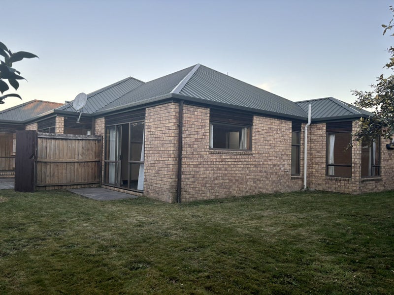 53 Berkshire Drive, Avonhead, Christchurch - Carousel 13