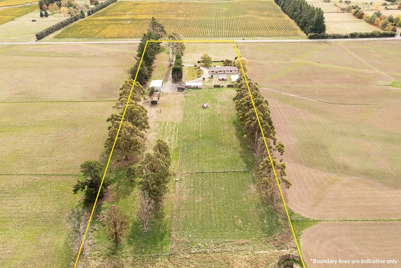 2061 State Highway 63, Blenheim - Carousel 37