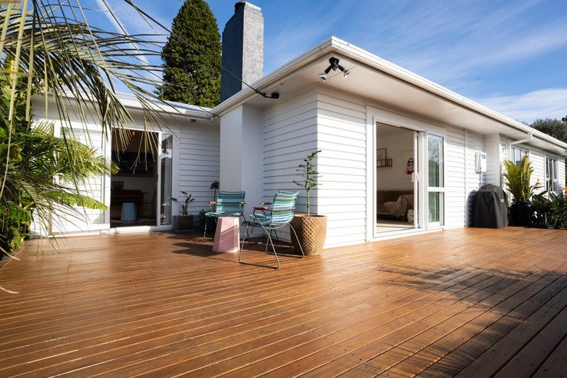 204 Ngamotu Road, Spotswood, New Plymouth - Carousel 1