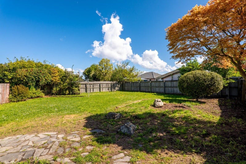 21 Lambeth Crescent, Northcote, Christchurch - Carousel 2