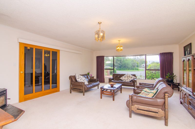 5 Loasby Place, Greytown - Carousel 2