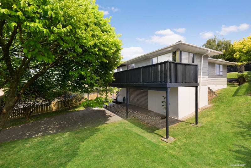 41 Patts Avenue, Glendene, Auckland - Carousel 1