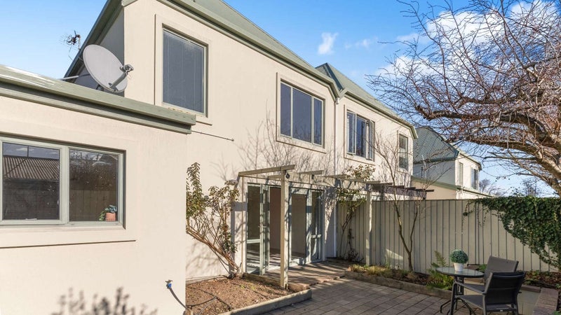 4/61 Champion Street, Edgeware, Christchurch - Carousel 1